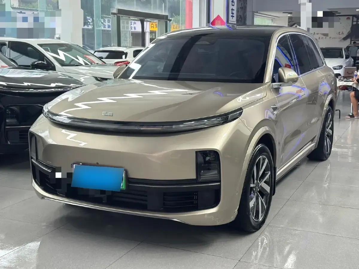 2023 Li L8 Range Extended 154HP REEV 40.9KWH