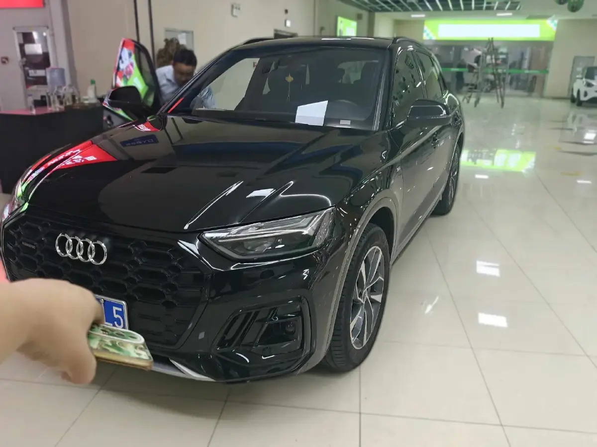 2022 Audi Q5L 2.0T 190HP L4 7DCT