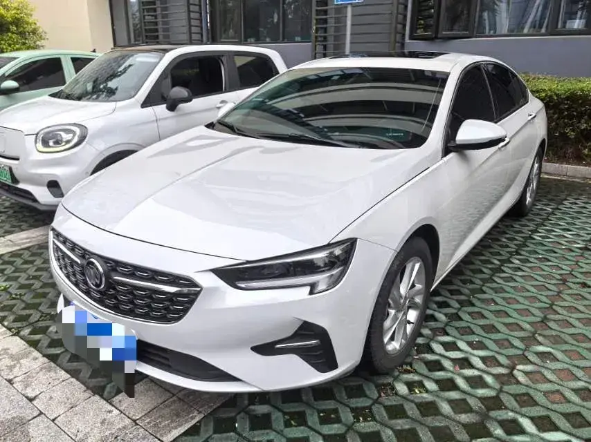 2022 Buick Regal 1.5T 169HP L4 9AT
