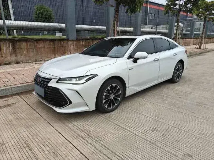 2022 Toyota Avalon 2.5L 178HP L4 E-CVT Hybrid