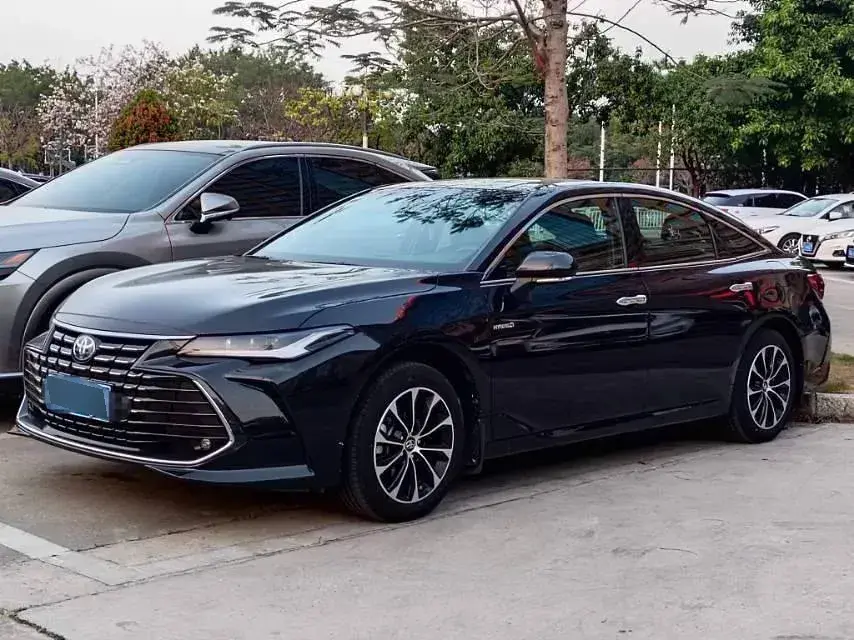 2023 Toyota Avalon 2.5L 178HP L4 E-CVT Hybrid