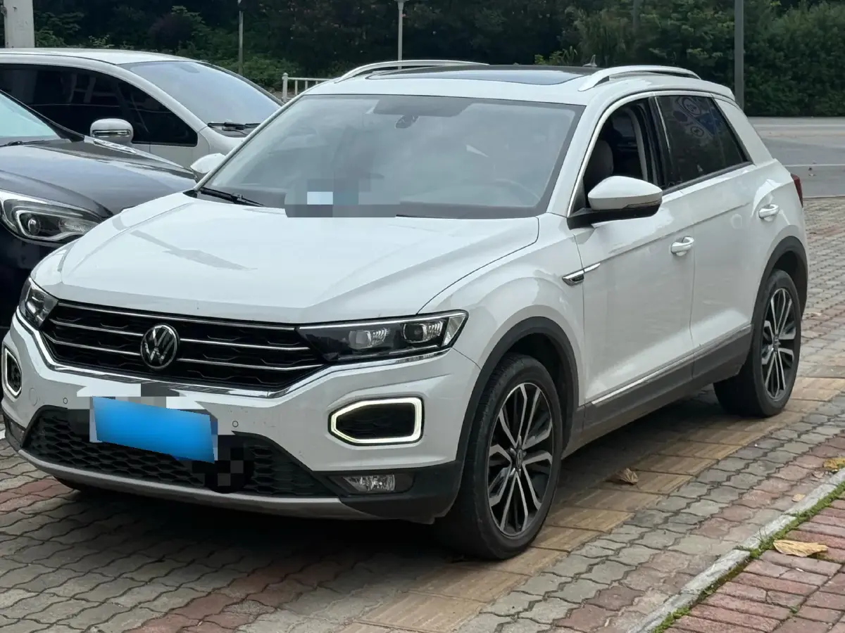 2022 Volkswagen T-Roc 1.4T 150HP L4 7DCT