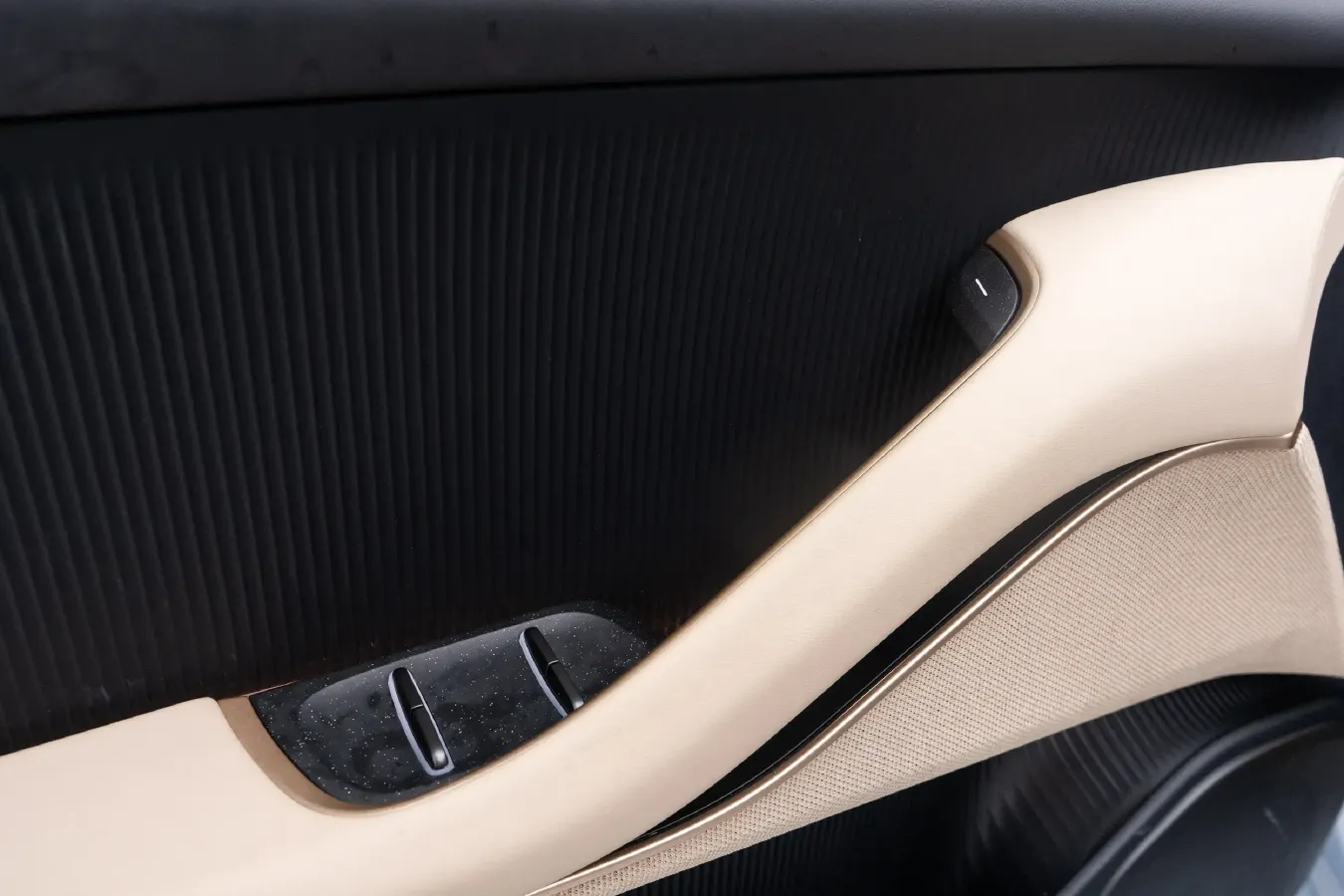 2024 NIO ET5 BEV 75KWH,autocango,china used car exporter,china ev exporter,chinese used car exporter,chinese used ev exporter