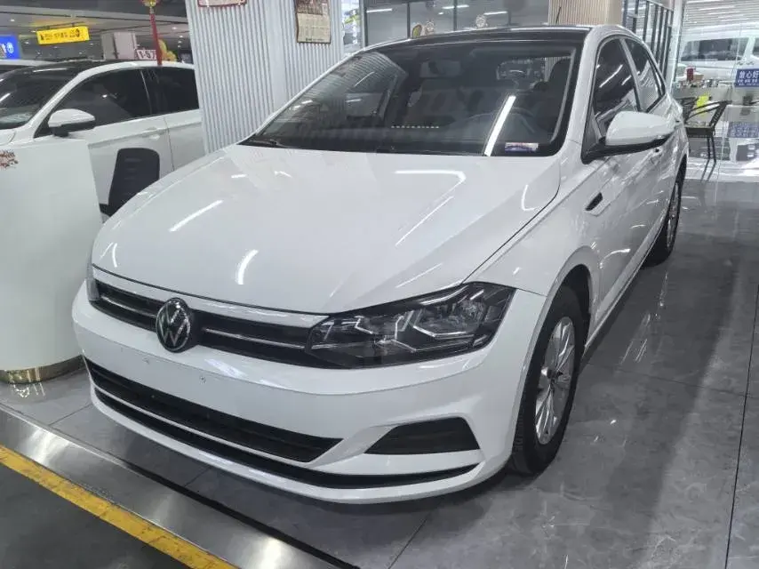 2021 Volkswagen Polo 1.5L 113HP L4 6AT