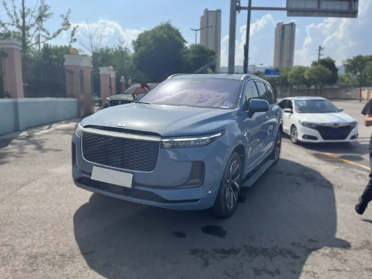 2021 Li ONE Range Extended 131HP REEV 40.5KWH