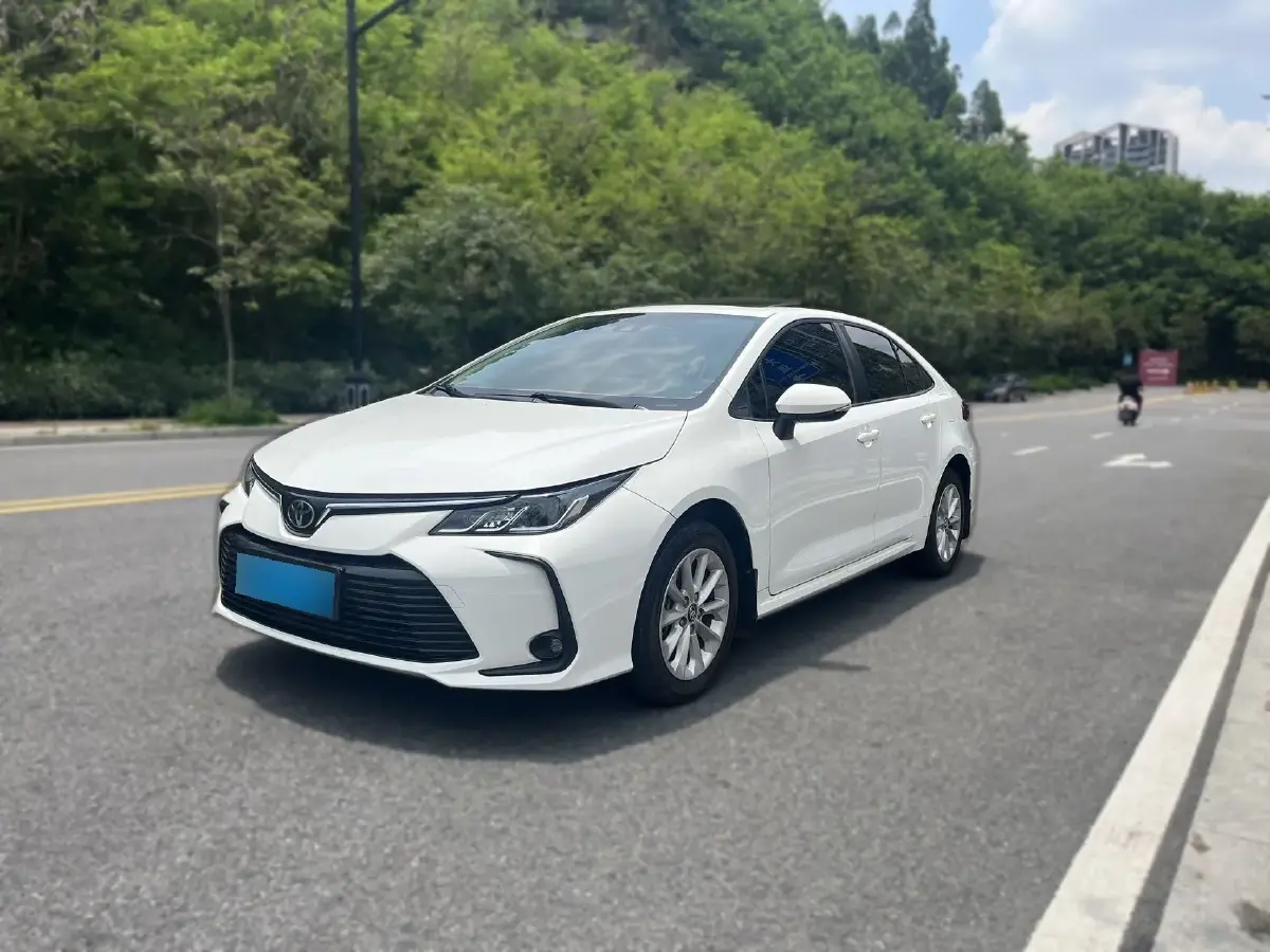 2021 Toyota Corolla 1.2T 116HP L4 CVT