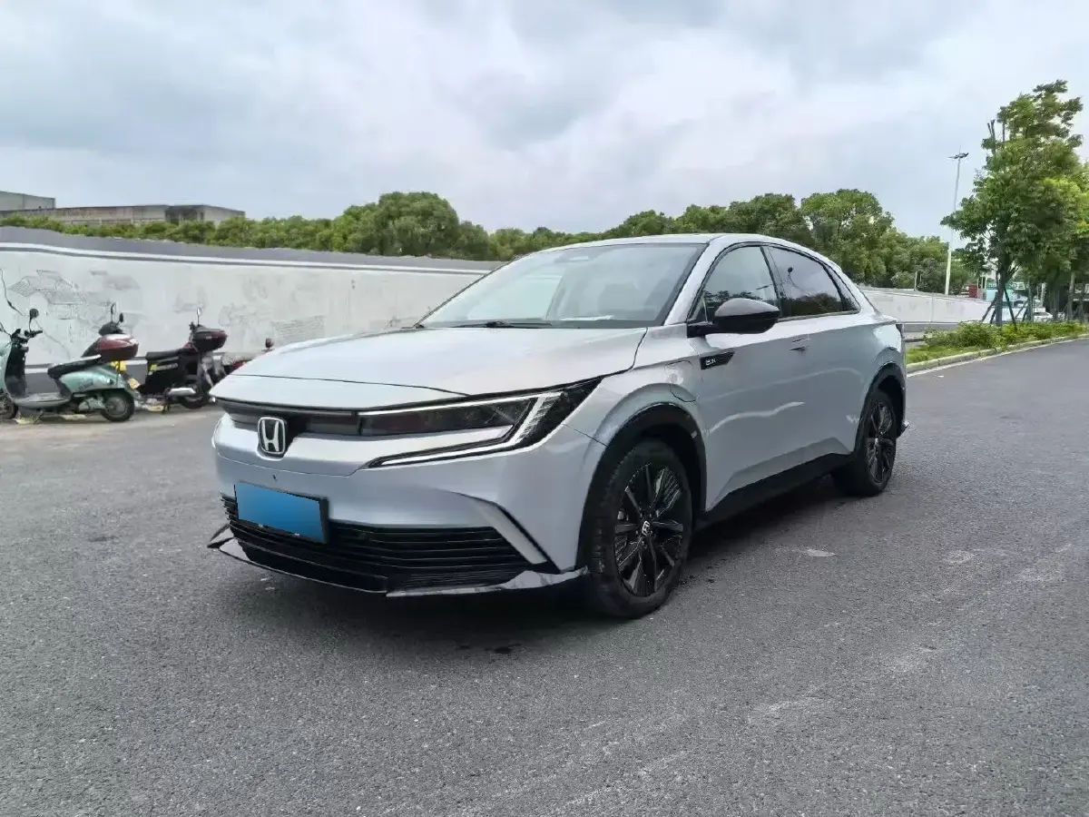 2024 Honda e:NP2 BEV 68.8KWH
