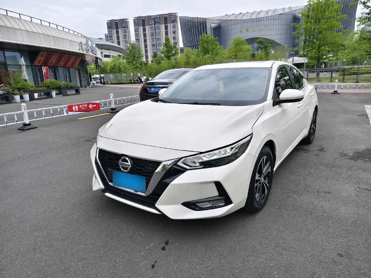 2022 Nissan Sylphy 1.6L 135HP L4 CVT