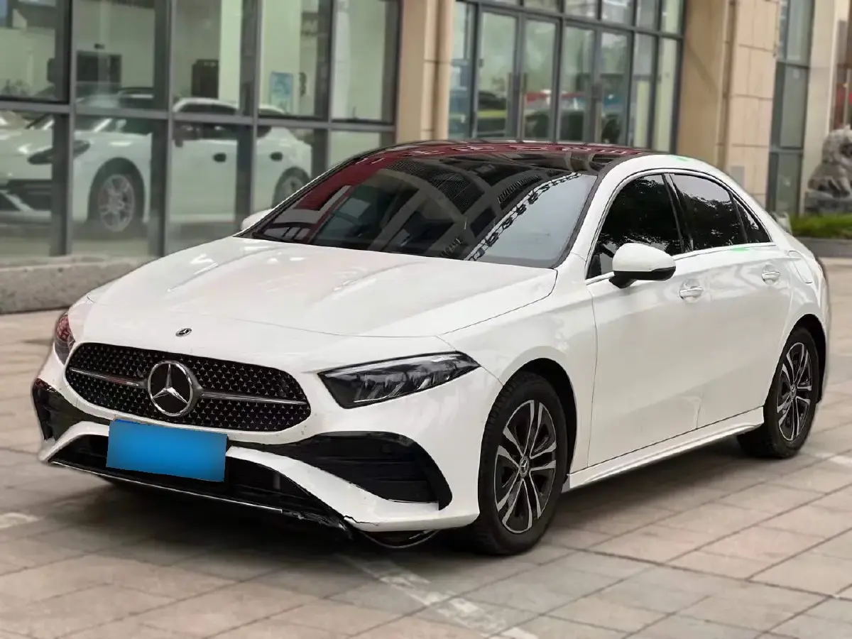 2023 Mercedes-Benz A Class 1.3T 163HP L4 7DCT
