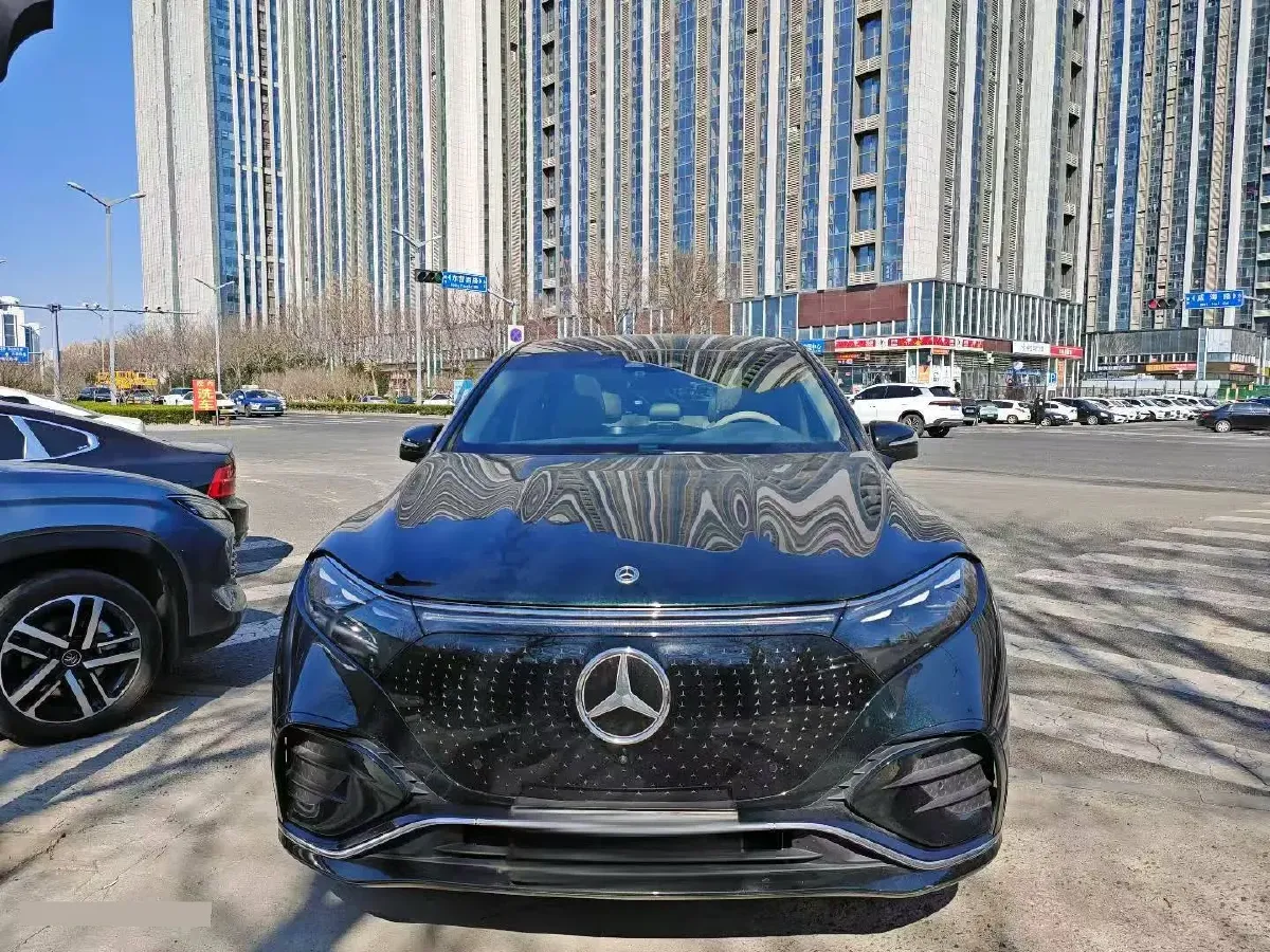2023 Mercedes-Benz EQS SUV BEV 111.8KWH,autocango,china used car exporter,china ev exporter,chinese used car exporter,chinese used ev exporter