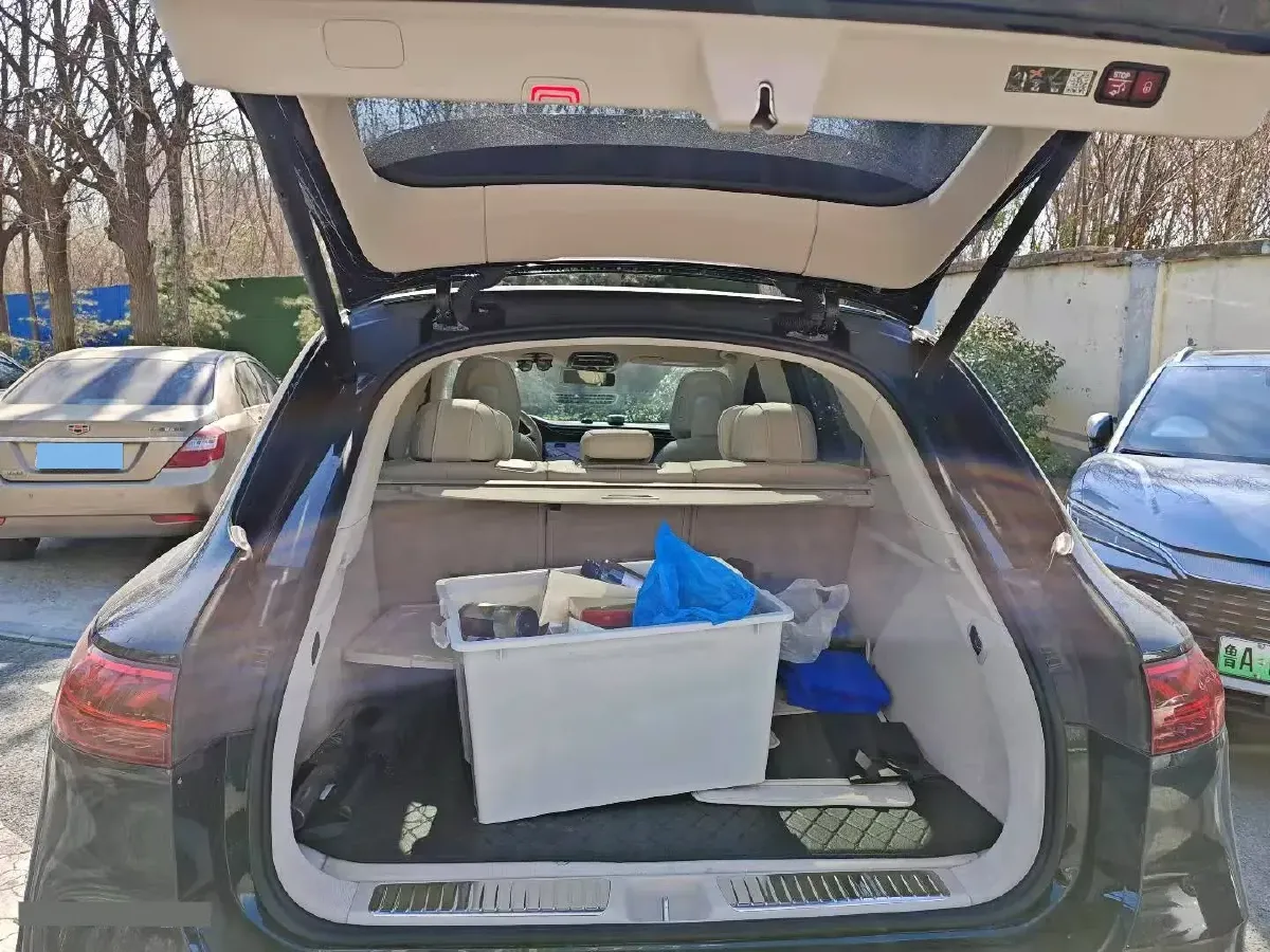 2023 Mercedes-Benz EQS SUV BEV 111.8KWH,autocango,china used car exporter,china ev exporter,chinese used car exporter,chinese used ev exporter