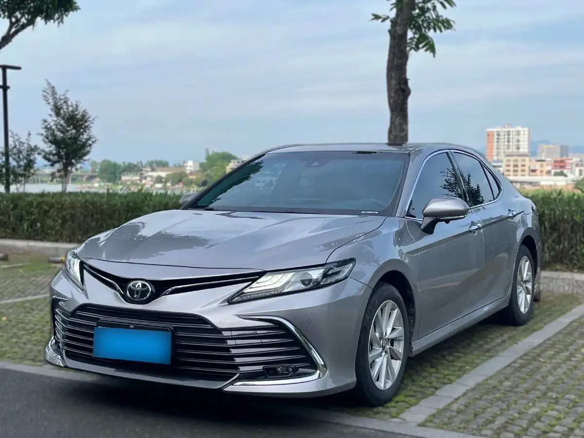 2021 Toyota Camry 2.0L 178HP L4 CVT