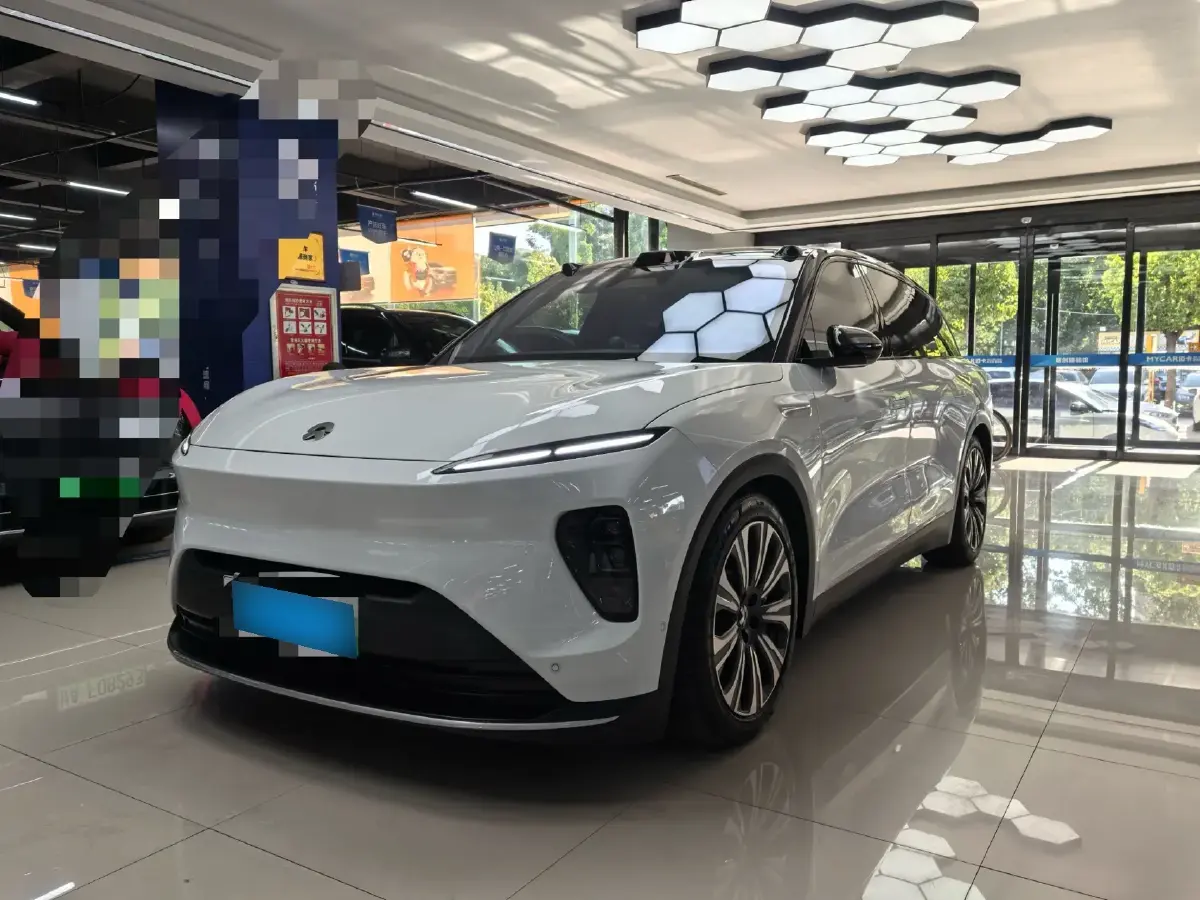 2024 NIO ES8 BEV 75KWH