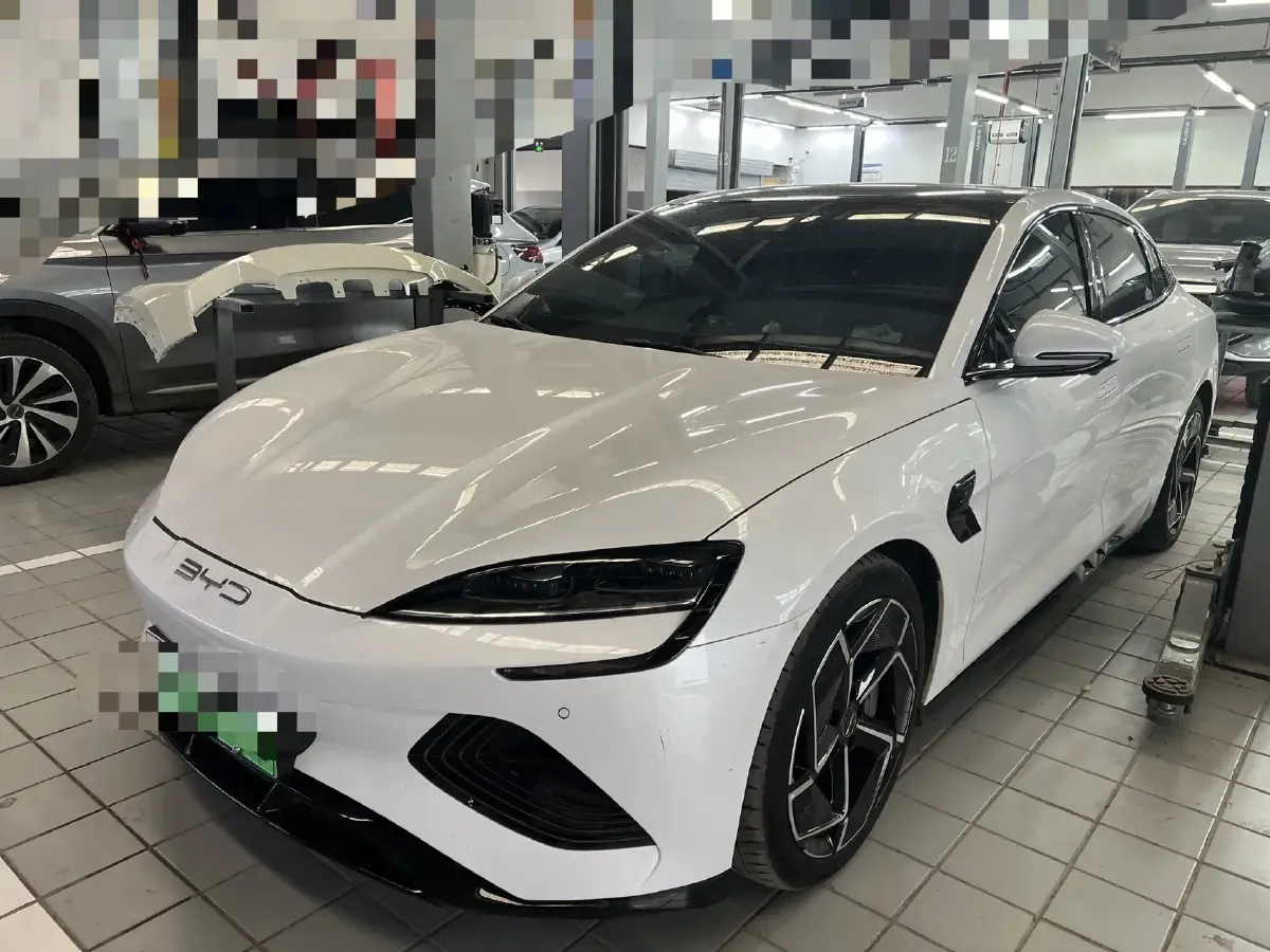 2023 BYD Seal BEV 82.5KWH