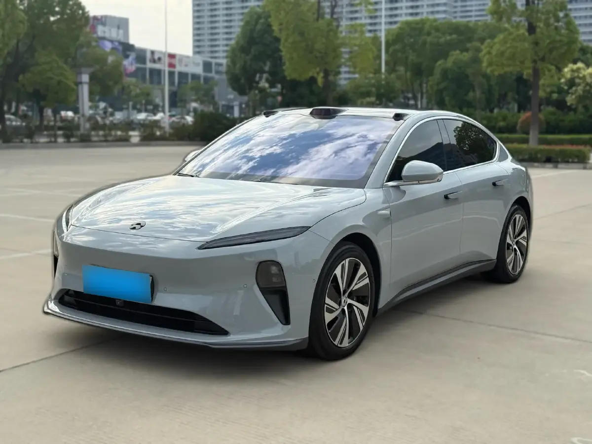 2022 NIO ET5 BEV 75KWH