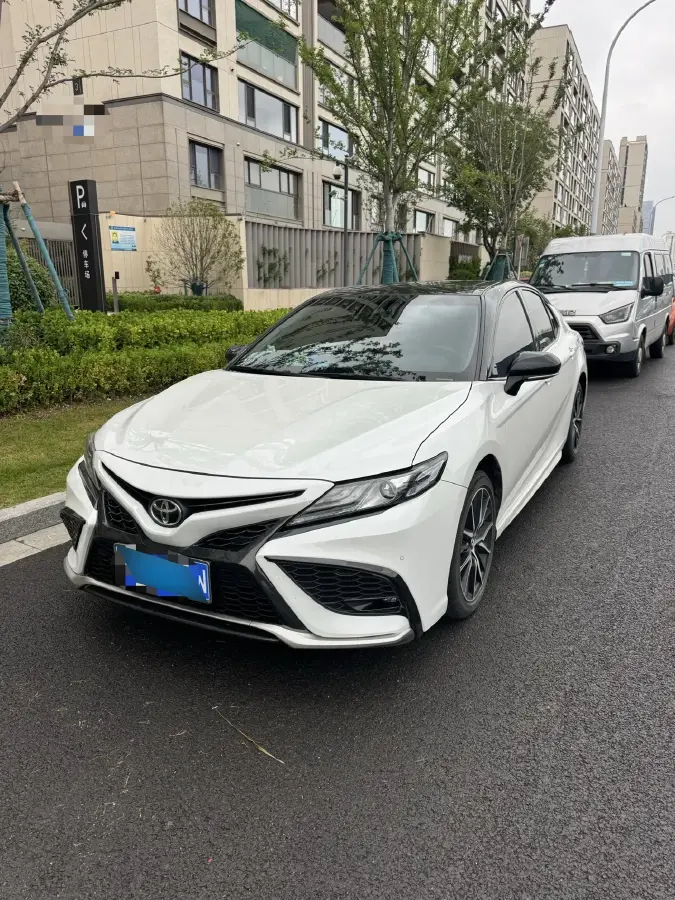 2022 Toyota Camry 2.0L 178HP L4 CVT