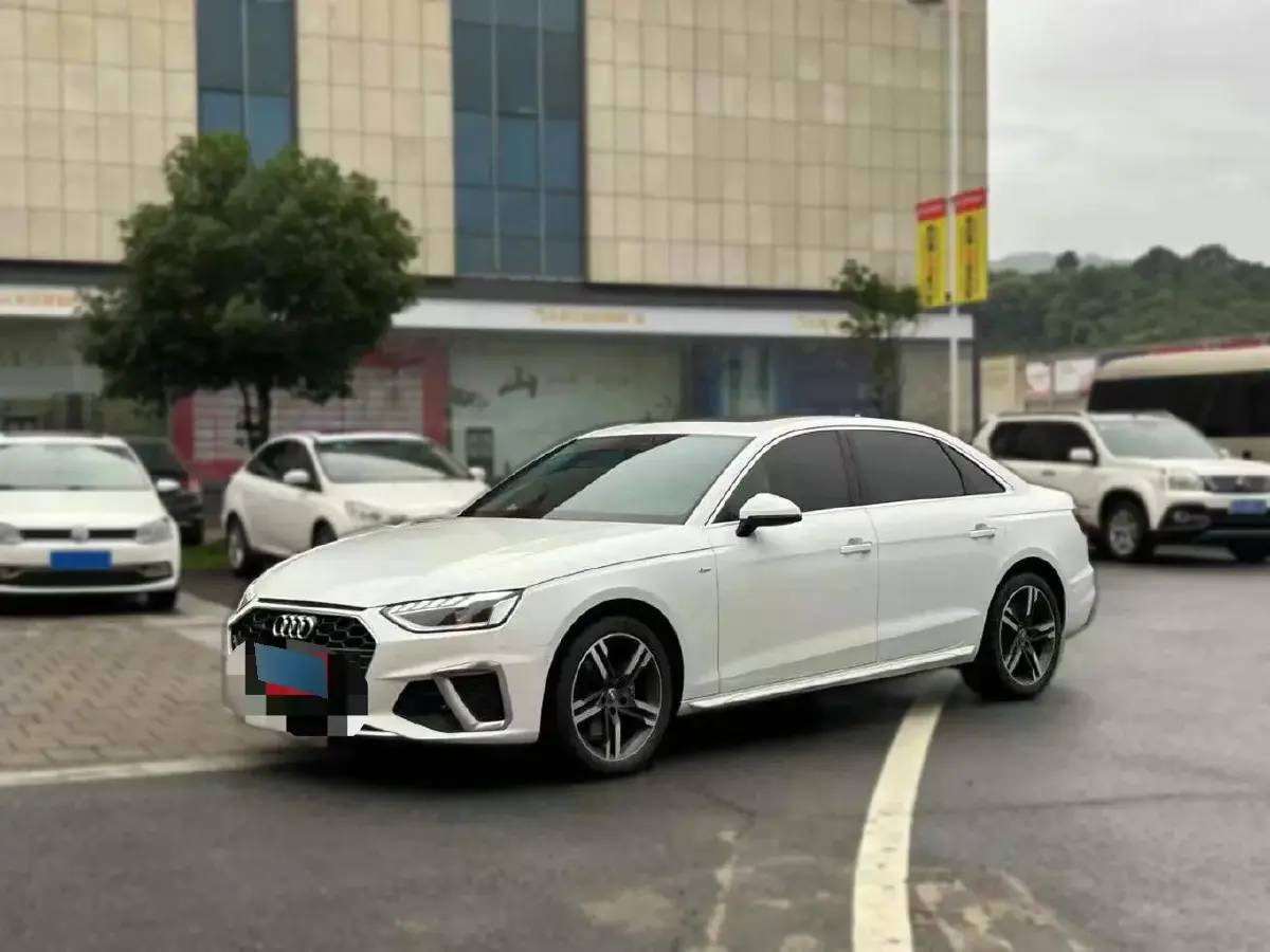 2020 Audi A4L 2.0T 190HP L4 7DCT