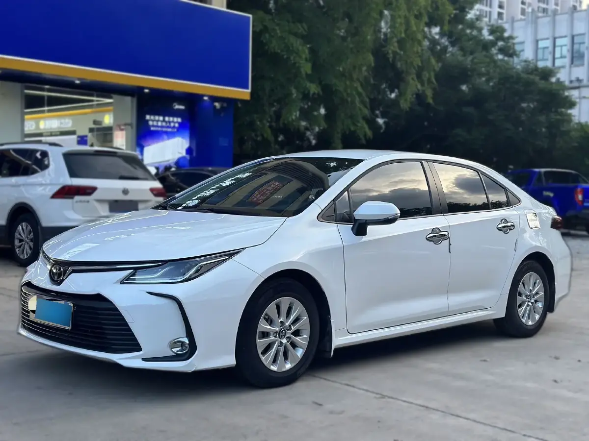 2021 Toyota Corolla 1.2T 116HP L4 CVT