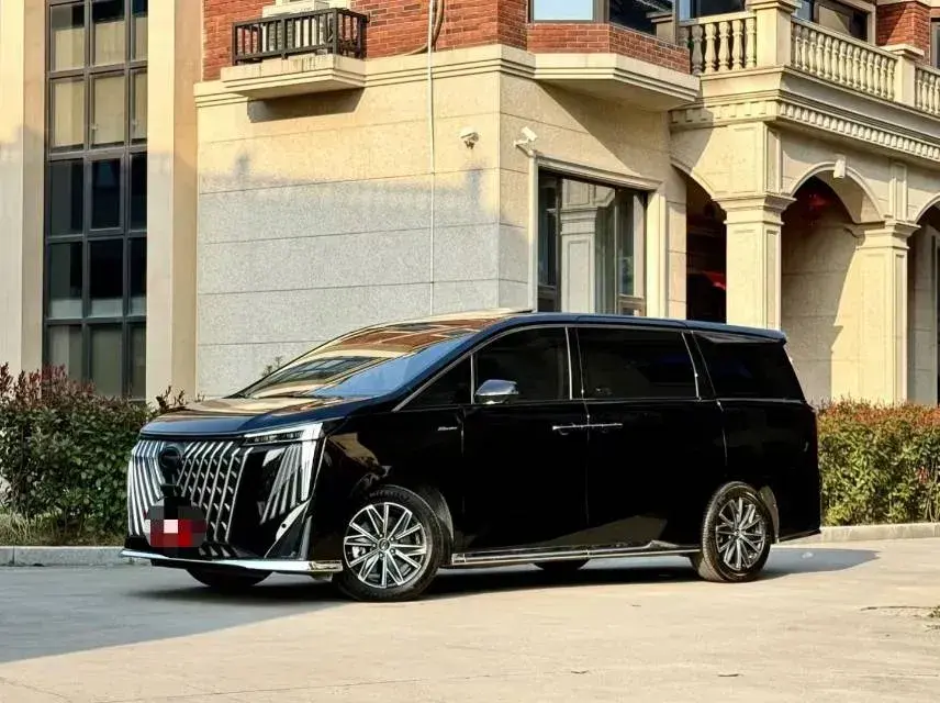 2024 GAC Trumpchi M8 2.0T 190HP L4 2DHT Hybrid