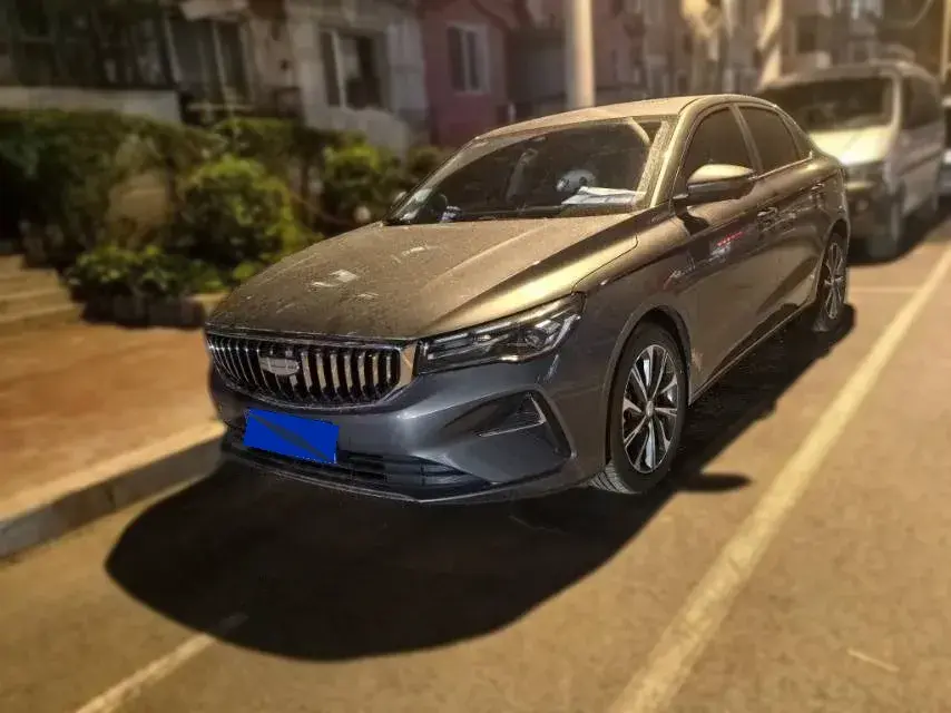 2025 Geely Emgrand 1.5L 127HP L4 CVT