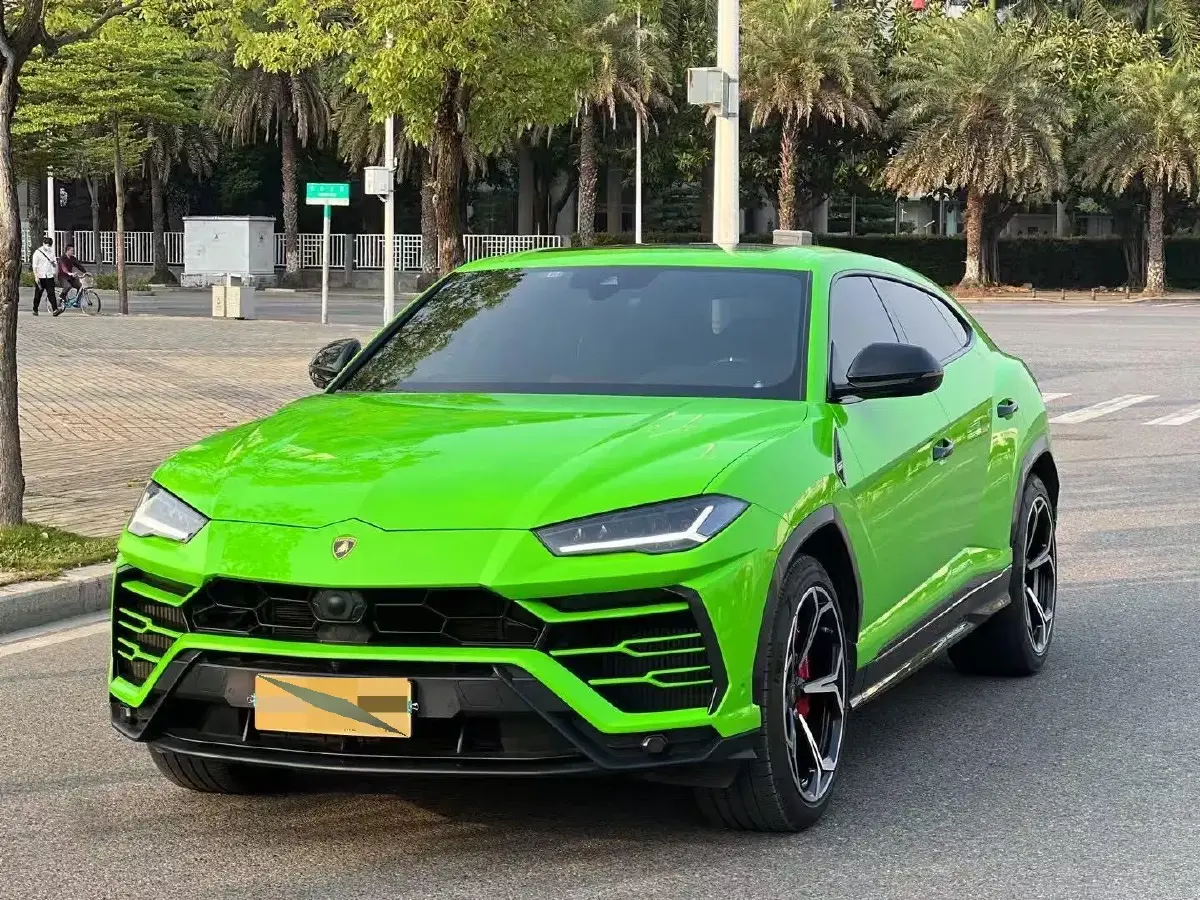 2018 Lamborghini Urus 4.0T 650HP V8 8AT