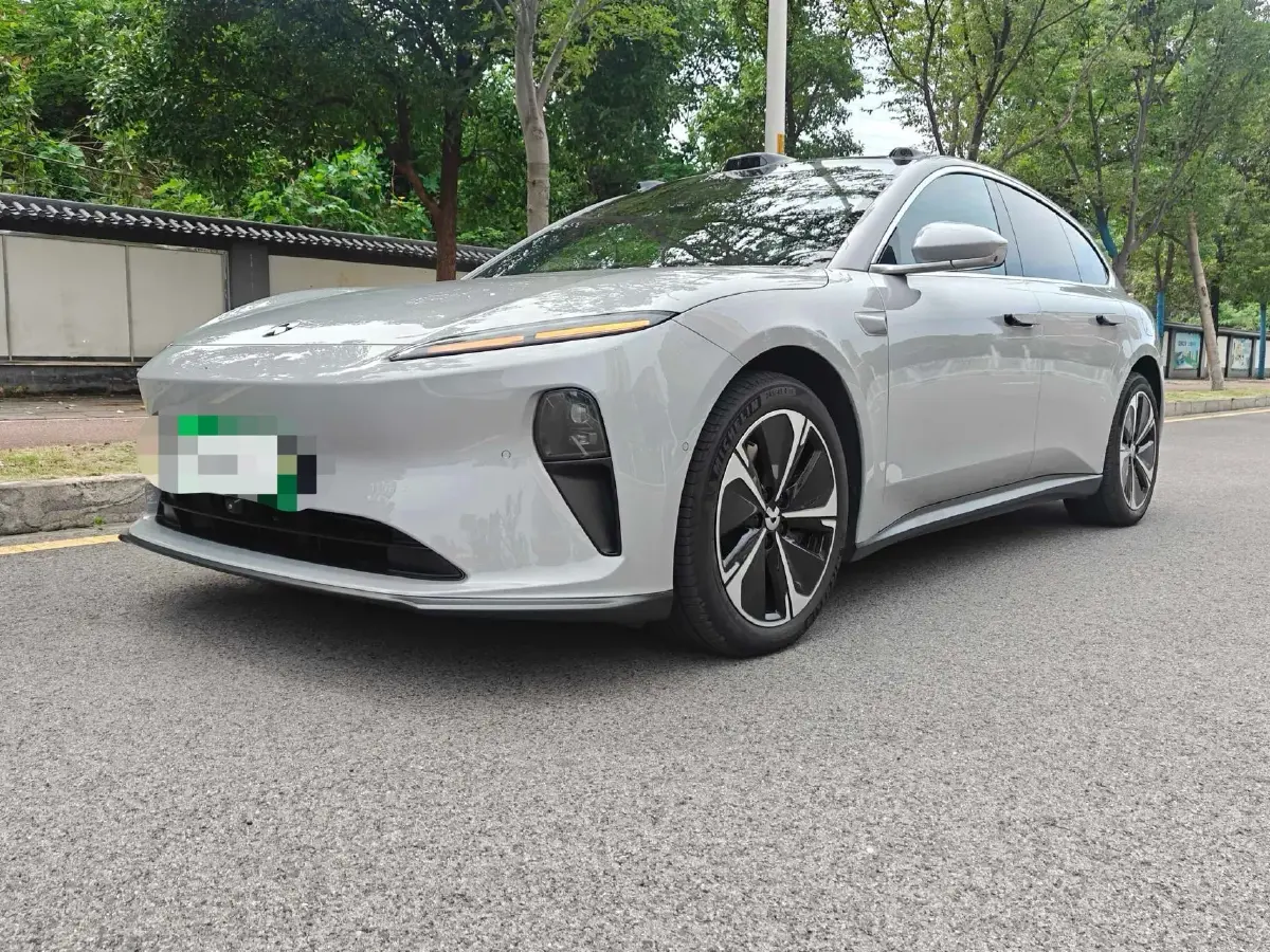 2024 NIO ET5T BEV 75KWH
