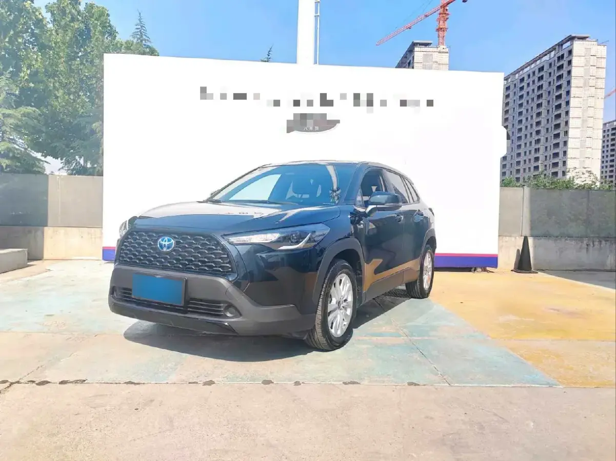 2023 Toyota Corolla Cross 2.0L 152HP L4 E-CVT Hybrid