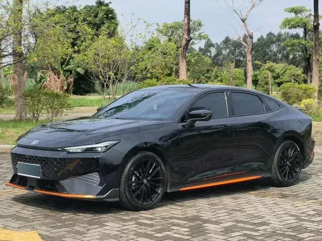 2024 ChangAn UNI-V 1.5T 188HP L4 7DCT