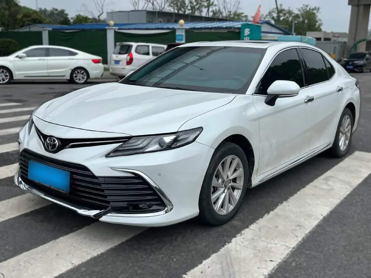2023 Toyota Camry 2.0L 177HP L4 CVT