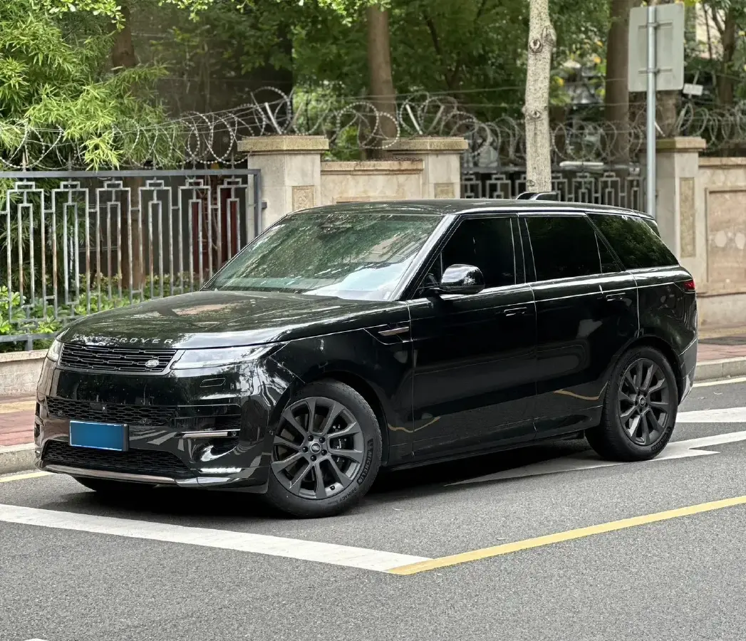 2024 Land Rover Range Rover Sport 3.0T 400HP L6 8AT