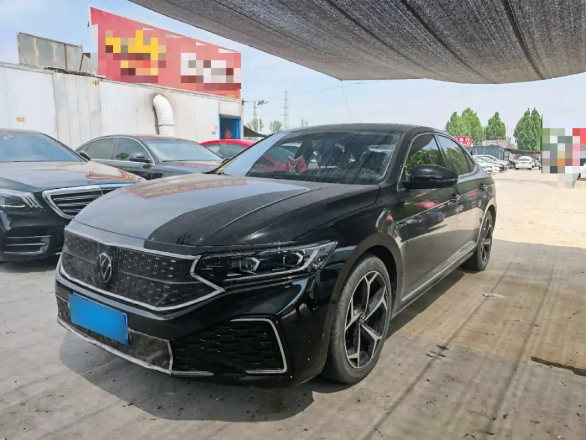 2022 Volkswagen Passat 2.0T 186HP L4 7DCT