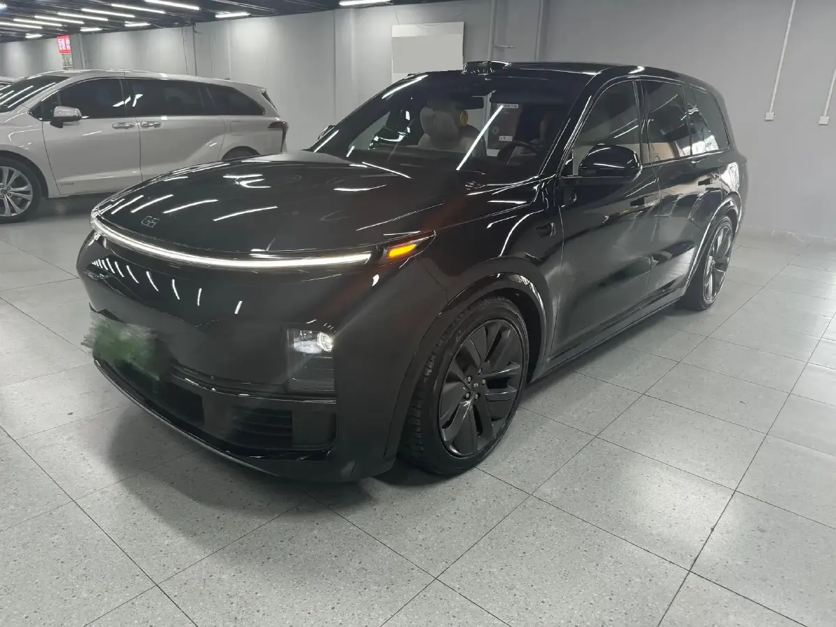 2022 Li L9 Range Extended 154HP REEV 42.6KWH