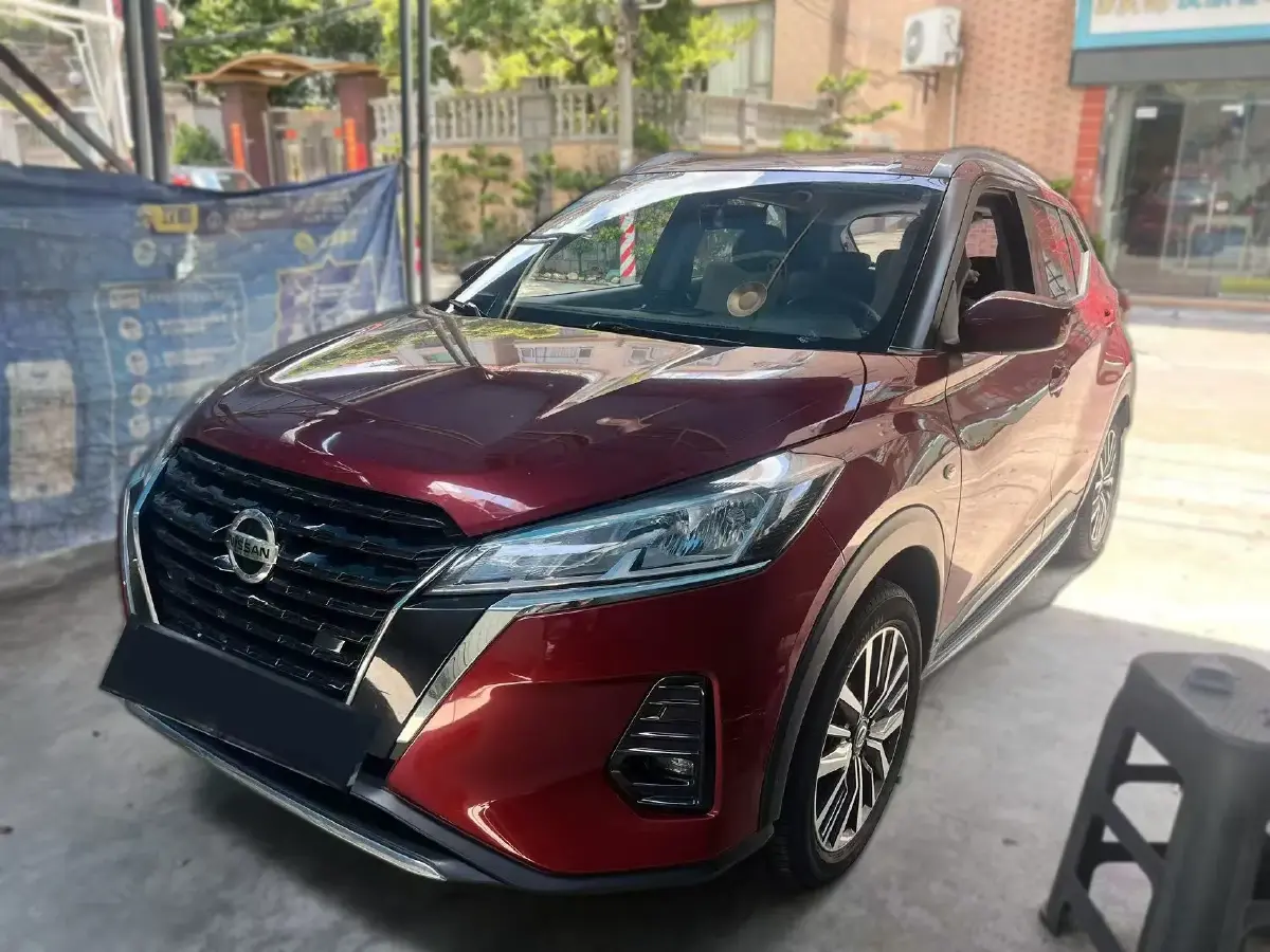 2022 Nissan Kicks 1.5L 122HP L4 CVT