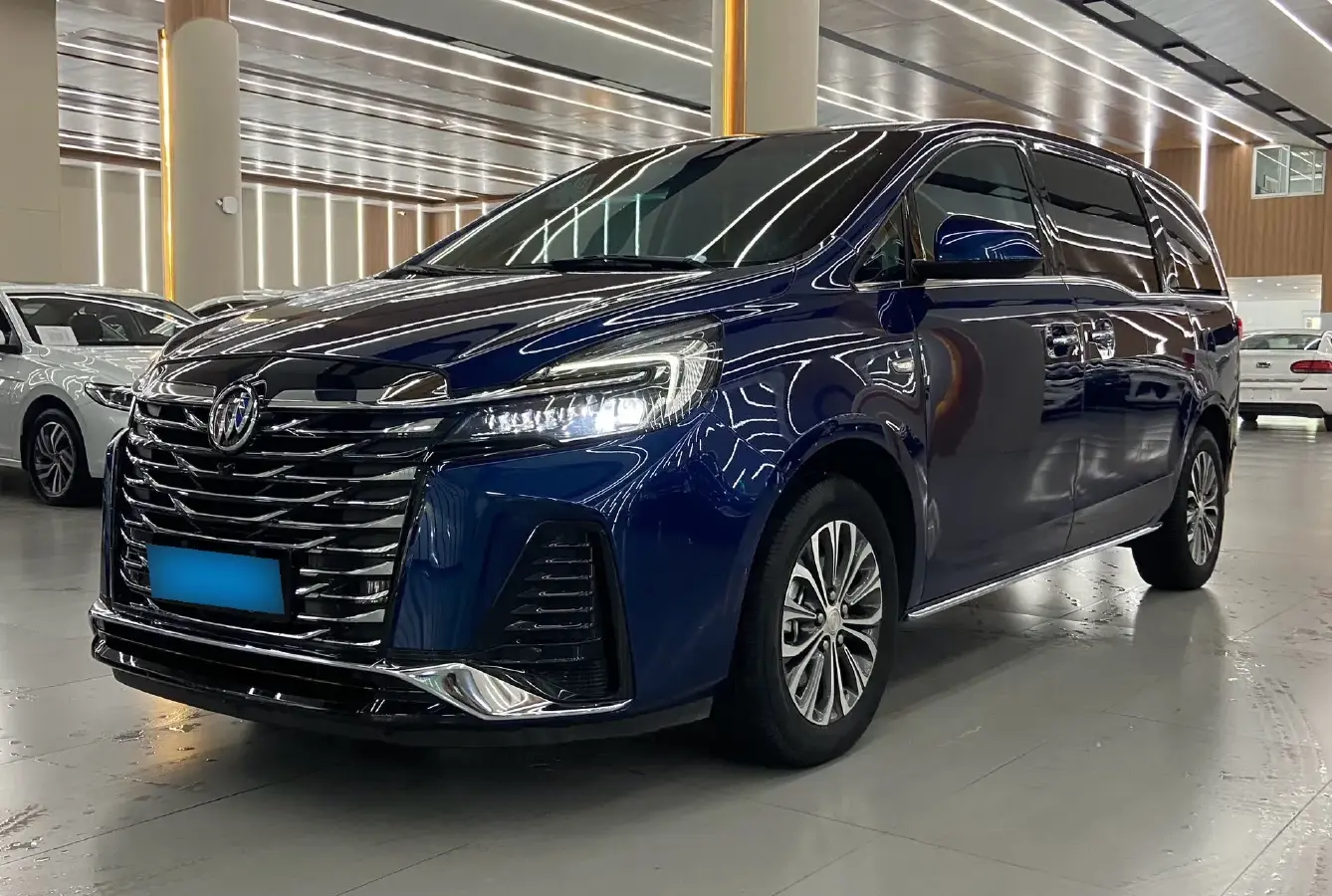 2023 Buick GL8 2.0T 237HP L4 9AT