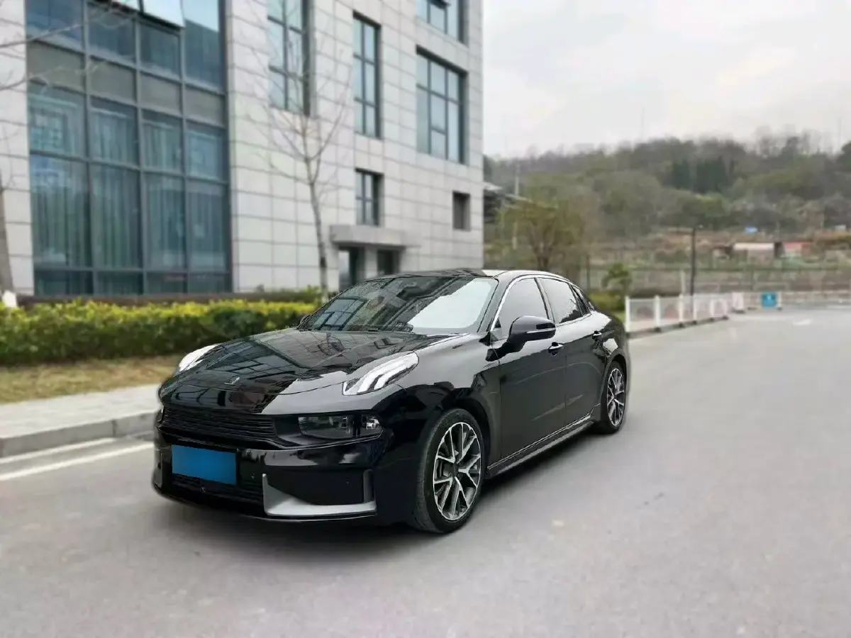 2023 LYNK&CO 03 1.5T 181HP L4 7DCT
