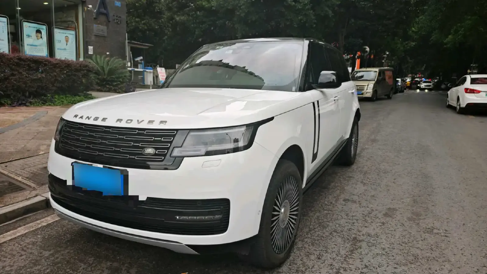 2022 Land Rover Range Rover 3.0T 400HP L6 8AT