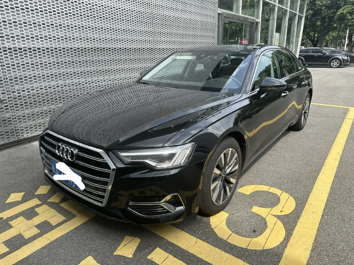 2023 Audi A6L 2.0T 245HP L4 7DCT