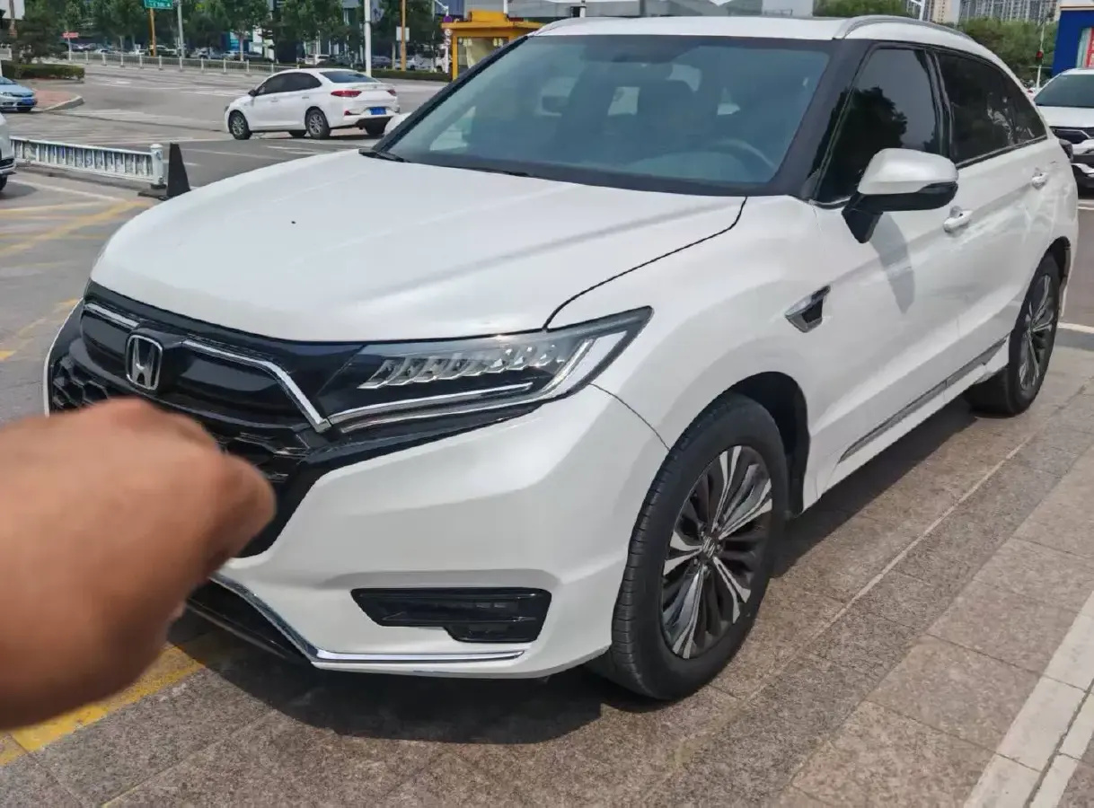 2020 Honda UR-V 2.0T 272HP L4 9AT