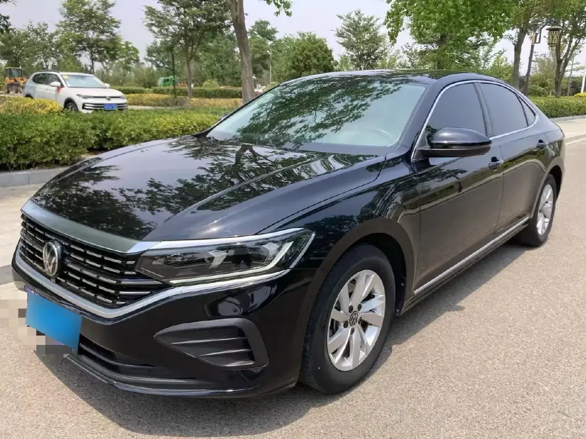 2023 Volkswagen Passat 1.4T 150HP L4 7DCT