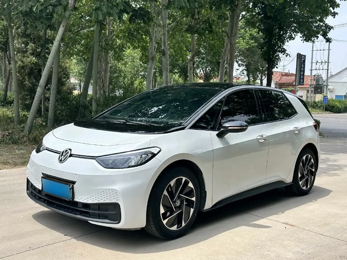 2024 Volkswagen ID.3 BEV 52.8KWH