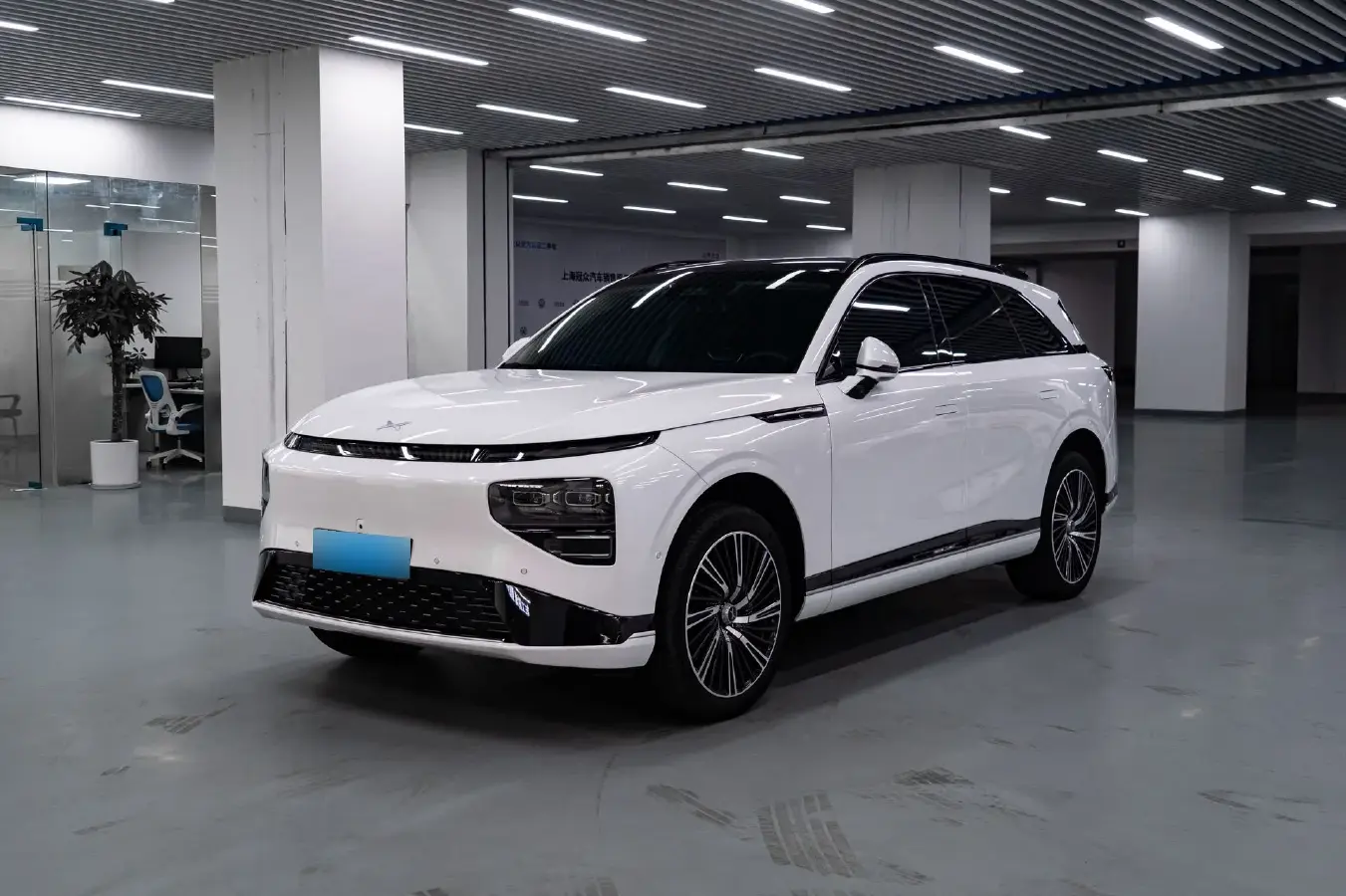 2024 Xpeng G9 BEV 78.2KWH