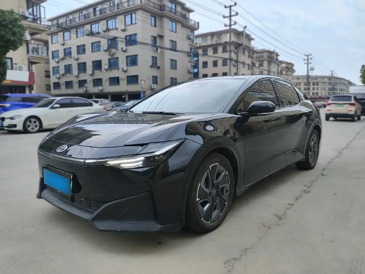 2023 Toyota bZ3 BEV 49.92KWH