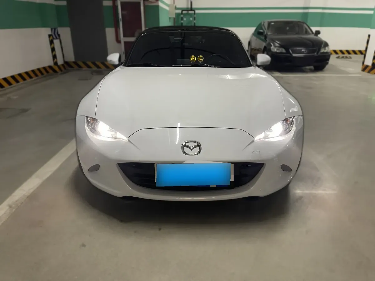 2023 BMW 3.0T 333HP L6 8AT,autocango,china used car exporter,china ev exporter,chinese used car exporter,chinese used ev exporter