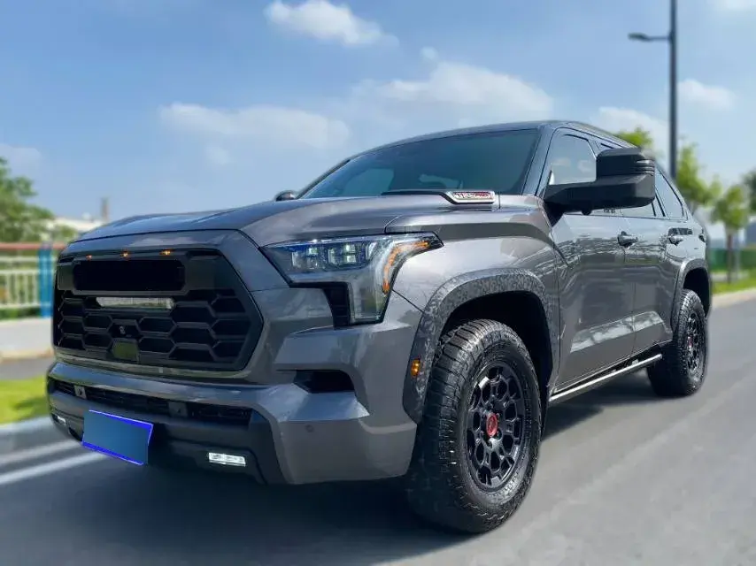 2023 HongQi E-QM5 BEV 82KWH