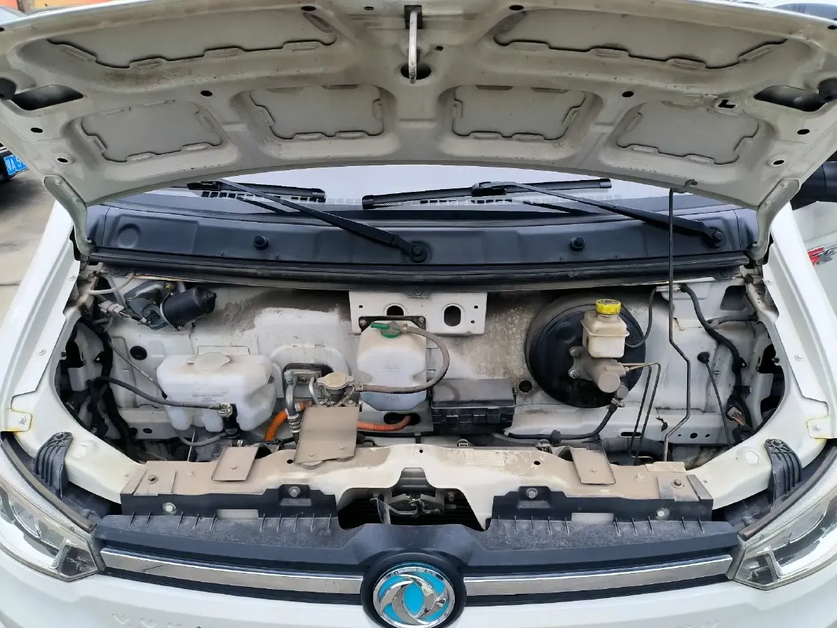 2023 DongFeng DFAC YuFeng EM26 BEV 41.47KWH,autocango,china used car exporter,china ev exporter,chinese used car exporter,chinese used ev exporter