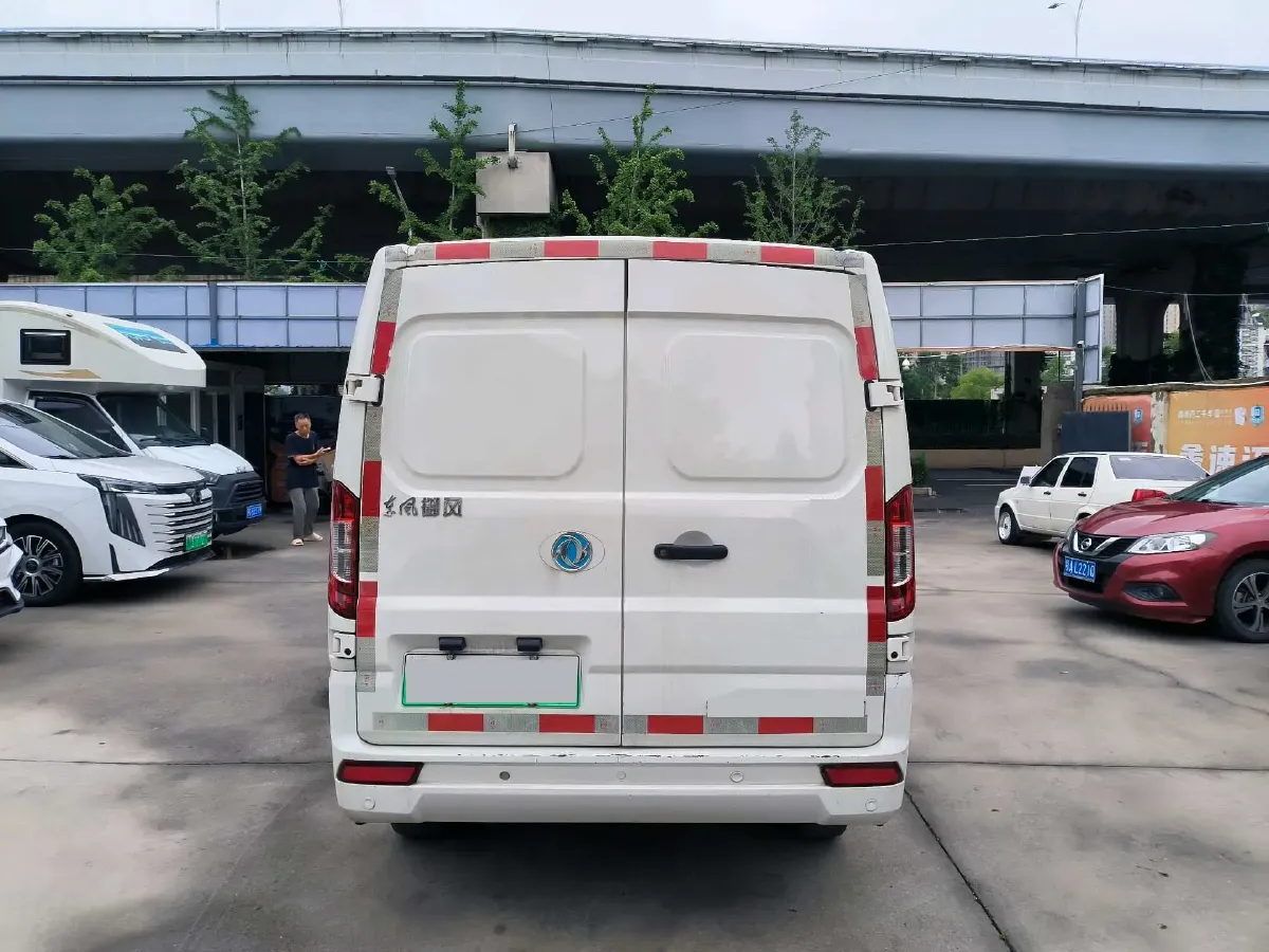 2023 DongFeng DFAC YuFeng EM26 BEV 41.47KWH,autocango,china used car exporter,china ev exporter,chinese used car exporter,chinese used ev exporter