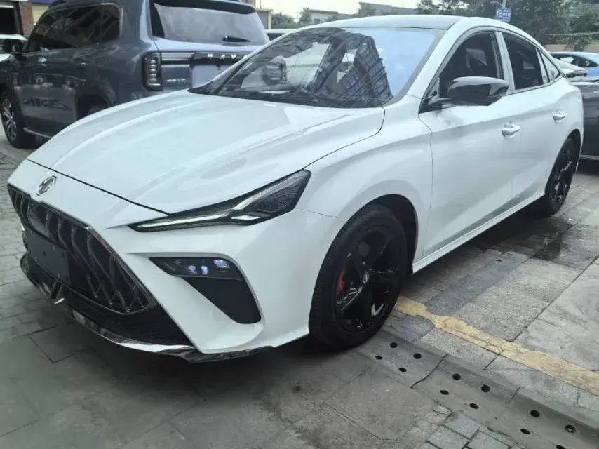 2022 MG 5 Scorpio 1.5T 181HP L4 7DCT