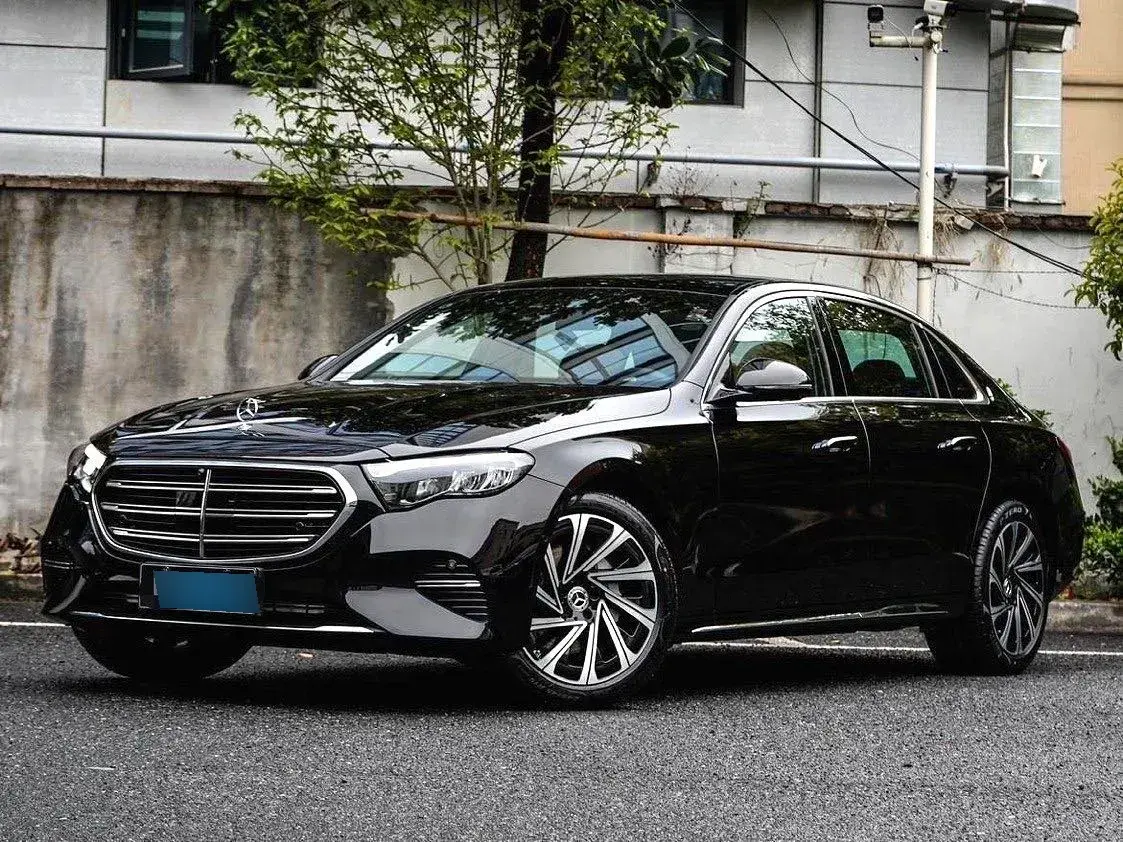 2025 Mercedes-Benz E Class 2.0T 258HP L4 9AT