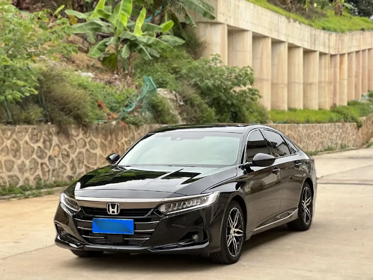 2022 Honda Accord 1.5T 194HP L4 CVT