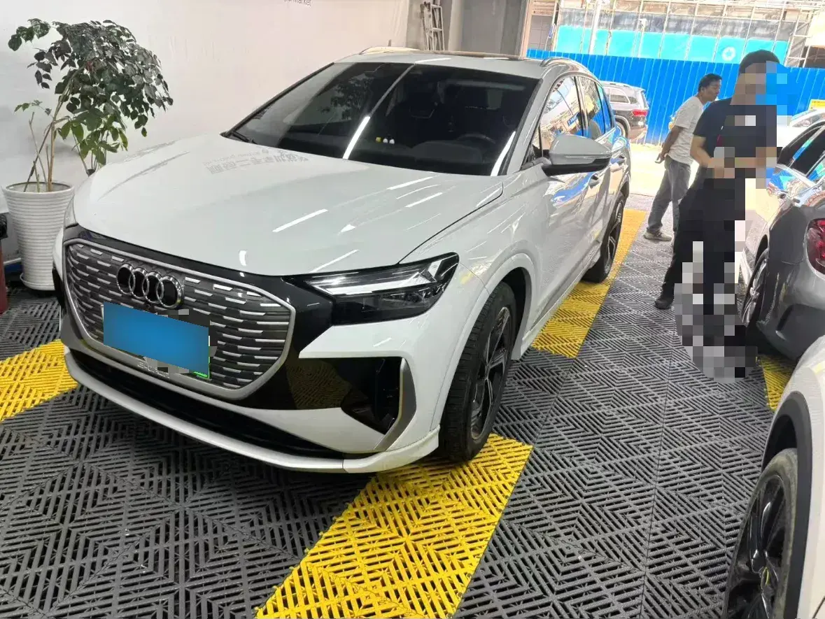 2024 Audi Q4 e-tron BEV 84.8KWH